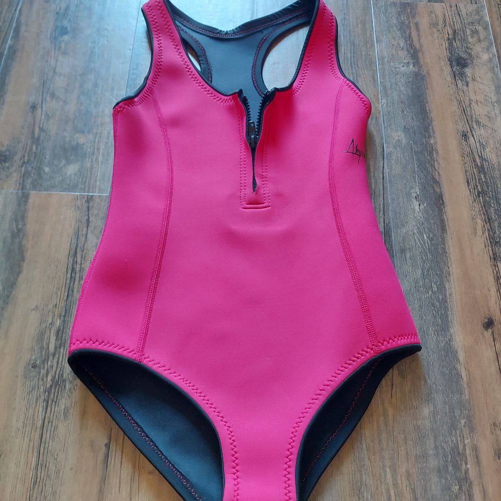 Abysse Women's Neoprene One Piece Swimsuit